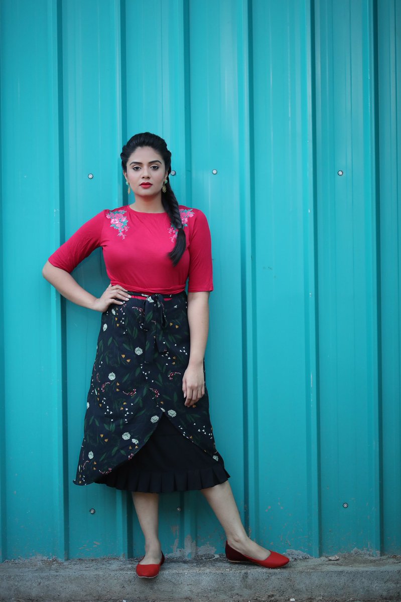 శ్రీముఖి ట్విటర్ ఫొటోలు (twitter.com/mukhisree)