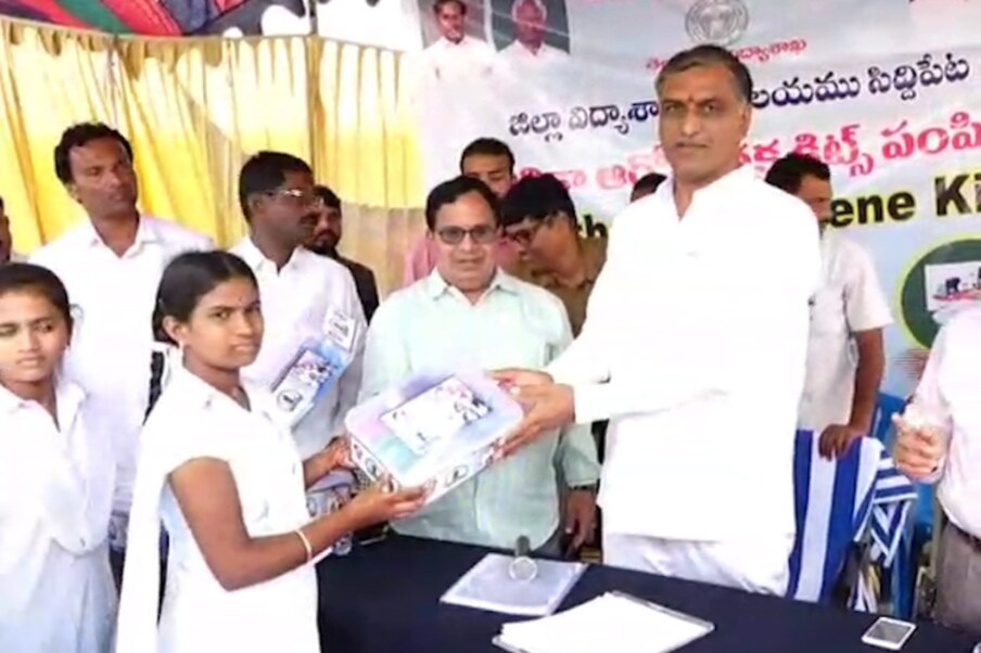  మండుటెండల్లో ..కూలీ పనులు, కష్టం చేసుకునే వాళ్లతో పాటు పనులపైన పట్టణానికి వచ్చిన వాళ్లు సైతం కాళీ కడుపుతో ఉండకూడదనే మంచి ఆలోచనతో అందరి కడుపు నింపుతున్న హరీష్‌రావు నిండు నూరేళ్లు చల్లగా ఉండాలని సిద్దిపేట వాసులు కోరుతున్నారు.