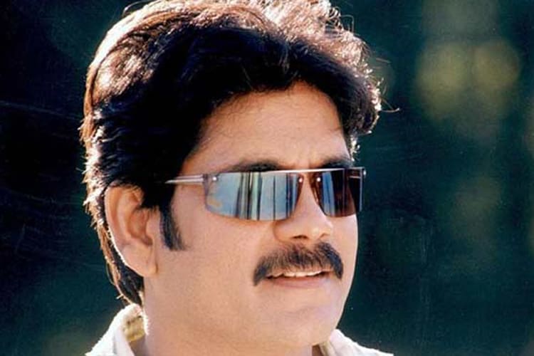 Akkineni Nagarjuna Manmadhudu 2 first Schedule will be shot in portugal.. ‘మన్మథుడు’.. ఈ మాట ఒక్క నాగార్జునను తప్ప మరెవర్నీ అనడానికి లేదు. 16 ఏళ్ల కింద వచ్చిన ఈ చిత్రం ఆయన కెరీర్ లో అతిపెద్ద విజయాల్లో ఒకటిగా నిలిచింది. ఇప్పటికీ ‘మన్మథుడు’ సినిమా వచ్చిందంటే టీవీలకు అతుక్కుపోయే వాళ్లున్నారు. ఇప్పుడు ఈ చిత్రానికి సీక్వెల్ వస్తుంది. జనవరిలోనే ఈ చిత్రం పట్టాలెక్కనుంది. nagarjuna akkineni,nagarjuna manmadhudu 2,manmadhudu sequel january,nagarjuna rahul ravindran,telugu cinema,nagarjuna trivikram srinivas,నాగార్జున అక్కినేని,నాగార్జున మన్మథుడు,నాగార్జున మన్మథుడు 2,మన్మథుడు సీక్వెల్ రాహుల్ రవీంద్రన్,రాహుల్ రవీంద్రన్ త్రివిక్రమ్,నాగార్జున మన్మథుడు 2 రాహుల్ రవీంద్రన్,జనవరి నుంచి సెట్స్పైకి మన్మథుడు 2,తెలుగు సినిమా