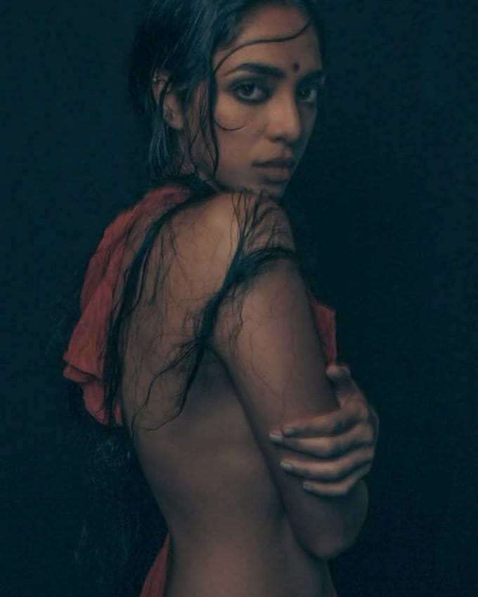 శోభితా ధూళిపాల