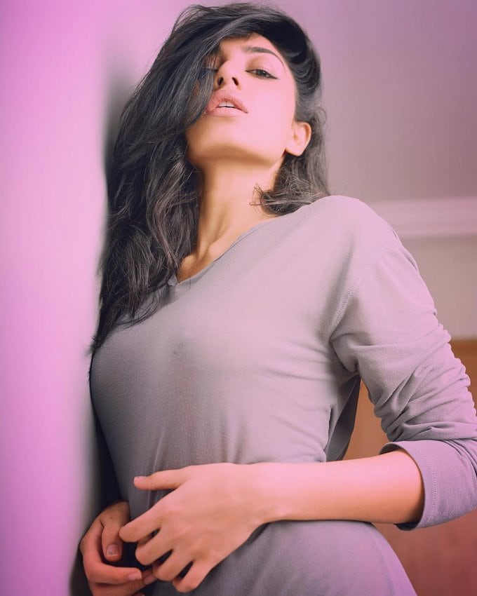 శోభితా ధూళిపాల