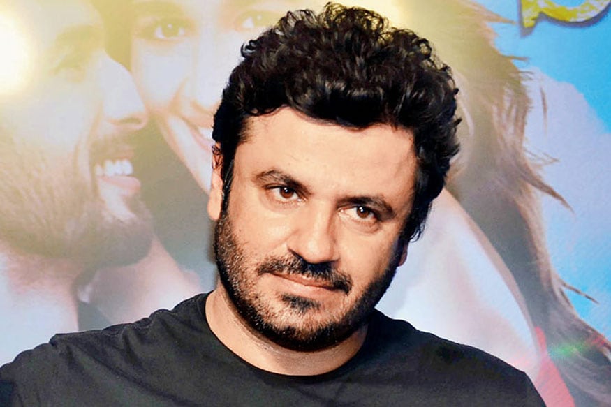 #MeeToo: మీటూకు బలైపోయిన సెలెబ్రెటీస్ వీళ్లే.. bollywood celebrities list who has accused in me too.. bollywood, celebrities, list who has accused in me too,#Me Too,nana patekar,abhijeeth bhattacharya,rajath kumar,kailash kher,subhash ghai,sajid khan,మీటూ,సాజిద్ ఖాన్,నానా పటేకర్,సుభాష్ ఘాయ్,కైలాష్ ఖేర్,అభిజీత్ భట్టాచార్య,బాలీవుడ్,తను శ్రీ దత్తా,సెక్సువల్ హెరాజ్మెంట్