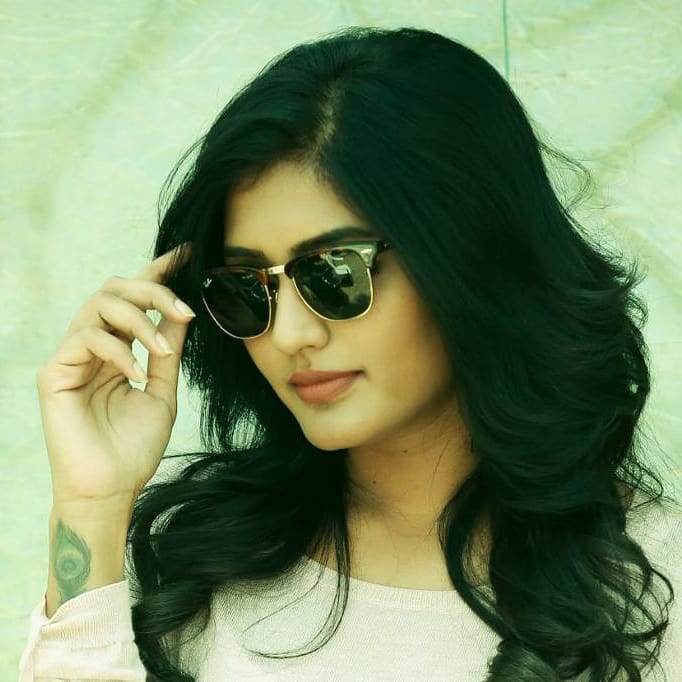 ఈషా రెబ్బా హాట్ ఫోటోస్ Photo: Instagram/yourseesha