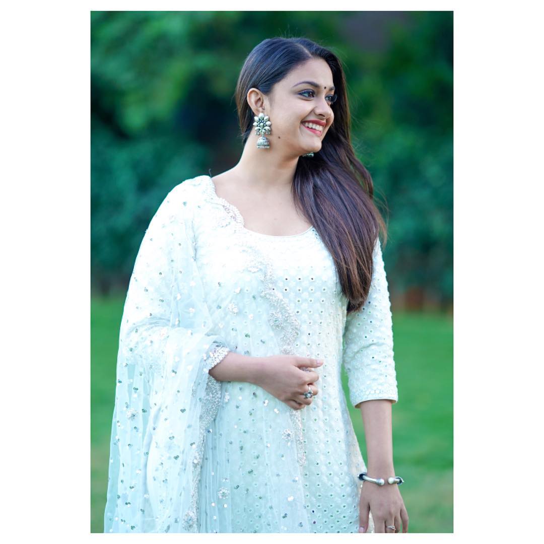 కీర్తిసురేష్ లేటెస్ట్ ఫోటోస్ Photo: Instagram/keerthysureshofficial
