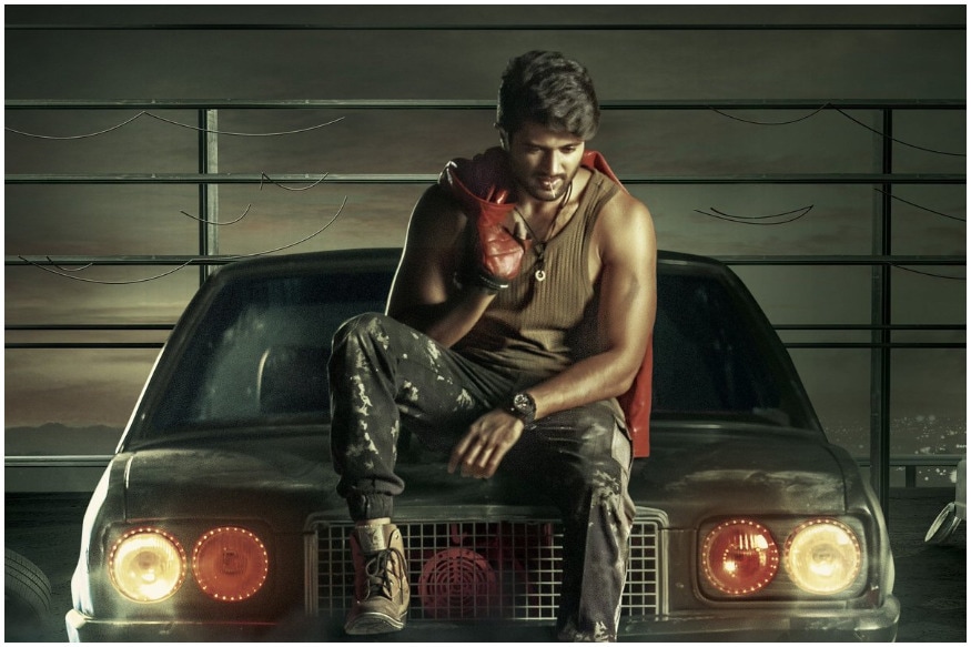 Vijay Devarakonda gets 4th place in The Times Most Desirable Man of 2018.. Vicky Kaushal tops the list pk.. రోజురోజుకీ విజయ్ దేవరకొండ సంచలనాలు పెరిగిపోతున్నాయి. ఇప్పటి వరకు తెలుగు ఇండస్ట్రీలో మాత్రమే ఉన్న ఈ హీరో పాపులారిటీ ఇప్పుడు దేశవ్యాప్తంగా పెరిగిపోతుంది. విజయ్ దెబ్బకు విరాట్ కోహ్లీ లాంటి సూపర్ స్టార్స్ కూడా తల వంచేసారు. vijay devarakonda,vijay devarakonda twitter,vijay devarakonda instagram,prabhas most desirable men of 2018,most desirable men,times 50 most desirable men 2018,most desirable men 2018 vicky kaushal,most desirable men 2018 in india,vijay devarakonda most desirable man 2018,times most desirable men 2018,the times 50 most desirable men 2018,times most desirable men 2018 vijay devarakonda 4th spot,top 10 the times most desirable men 2018,hyderabad most desirable men of 2018,the times most desirable men of 2018,telugu cinema,విజయ్ దేవరకొండ,మోస్ట్ డిజైరబుల్ మెన్ ఆఫ్ 2018,మోస్ట్ డిజైరబుల్ మెన్ ఆఫ్ 2018 4వ స్థానంలో విజయ్ దేవరకొండ,మోస్ట్ డిజైరబుల్ మెన్ ఆఫ్ 2018గా విక్కీ కౌశల్,ప్రభాస్ 12వ స్థానం మోస్ట్ డిజైరబుల్ మెన్ ఆఫ్ 2018,తెలుగు సినిమా