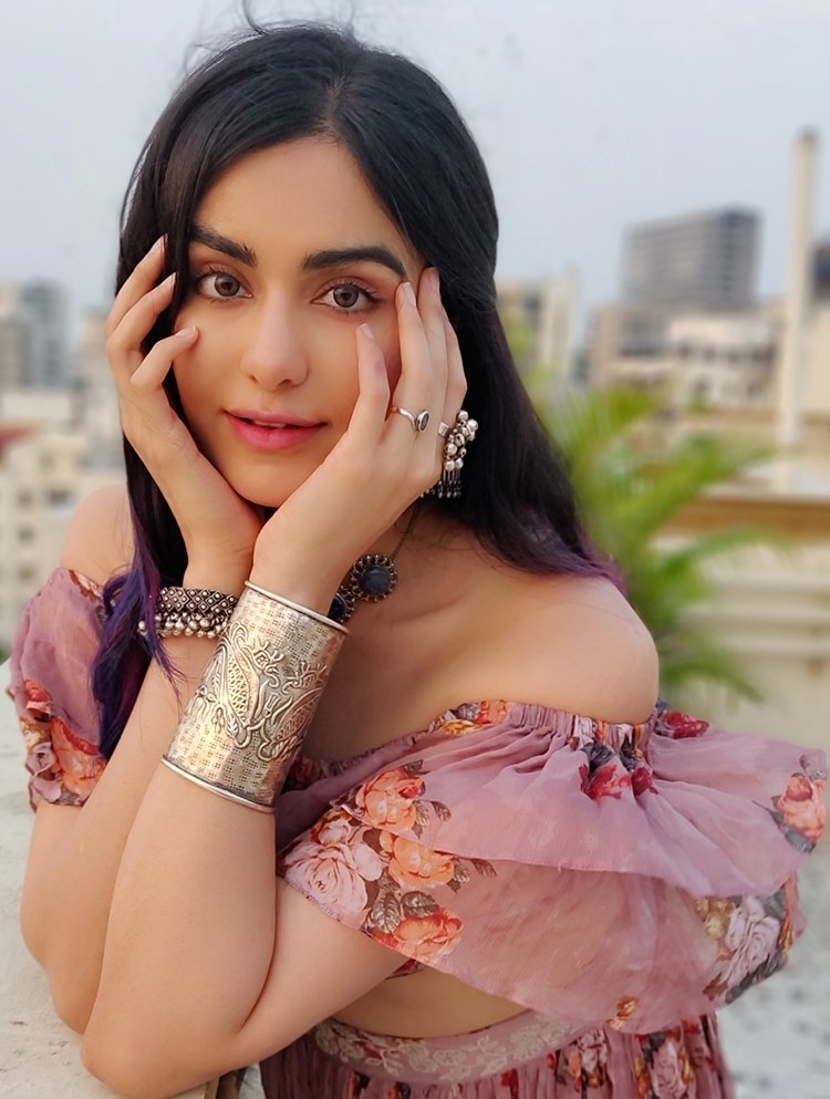 అదాశర్మ హాట్ ఫోటోషూట్