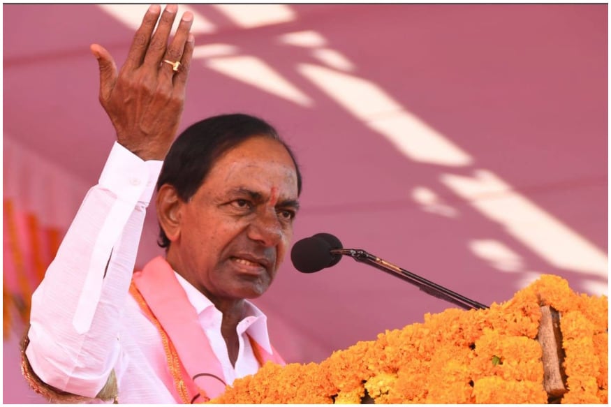 KCR coments on sonia gandhi