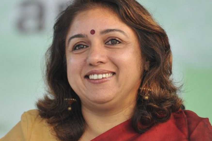 Revathy Slams Mohanlal on Twitter for Calling #MeToo Movement a ‘Fad’ ‘#MeToo మూమెంట్ ఓ ట్రెండ్’ అన్న మోహన్లాల్... కౌంటర్ ఇచ్చిన రేవతి...