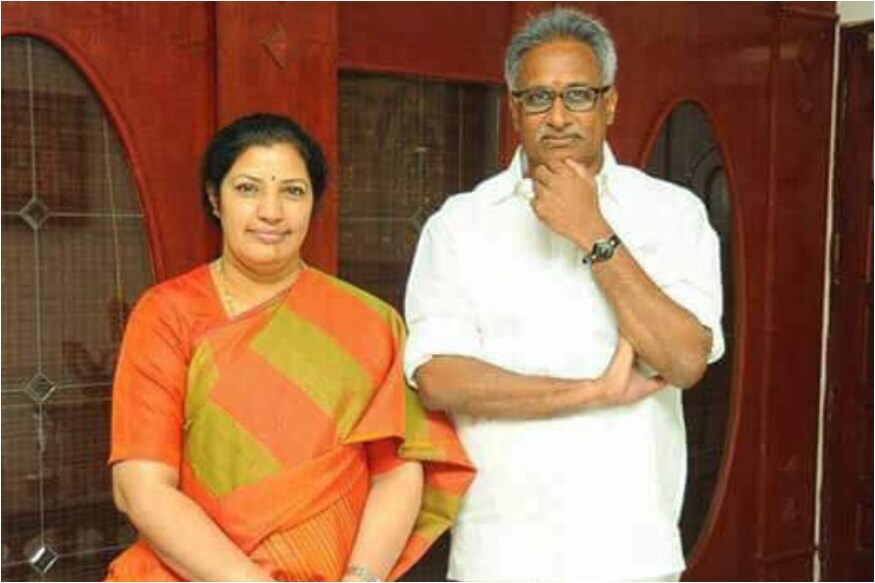 daggubati venkateswara rao, daggubati purandeswari, daggubati hitesh chenchuram, daggubati venkateswara rao meets YS Jagan, దగ్గుబాటి వెంకటేశ్వరరావు, దగ్గుబాటి పురందేశ్వరి, దగ్గుబాటి వెంకటేశ్వరరావు వైఎస్ జగన్తో భేటీ, దగ్గుబాటి హితేష్ చెంచురాం