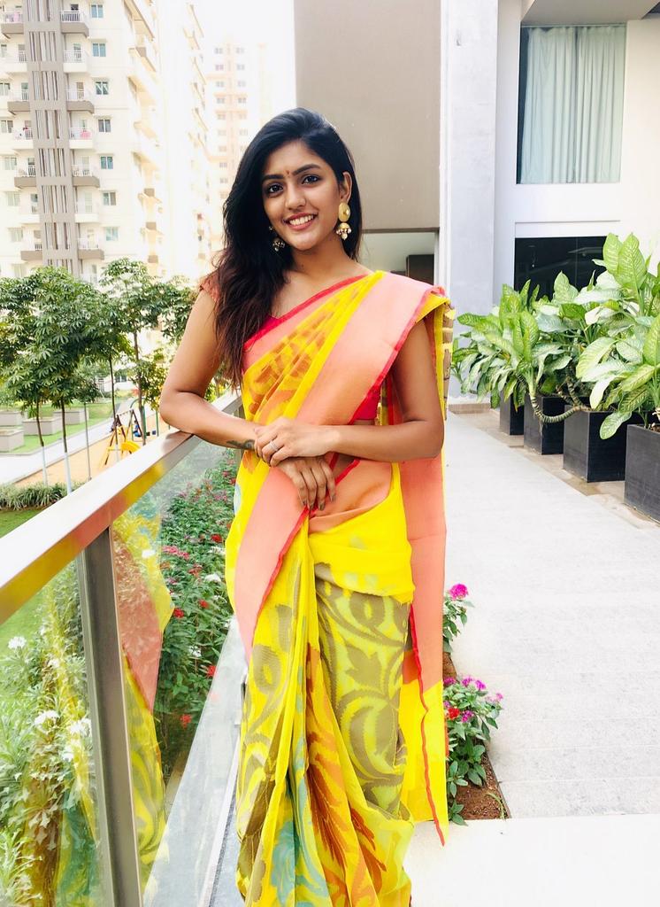 సంప్రదాయ చీరకట్టులో ఈషా రెబ్బ(ట్విట్టర్)
