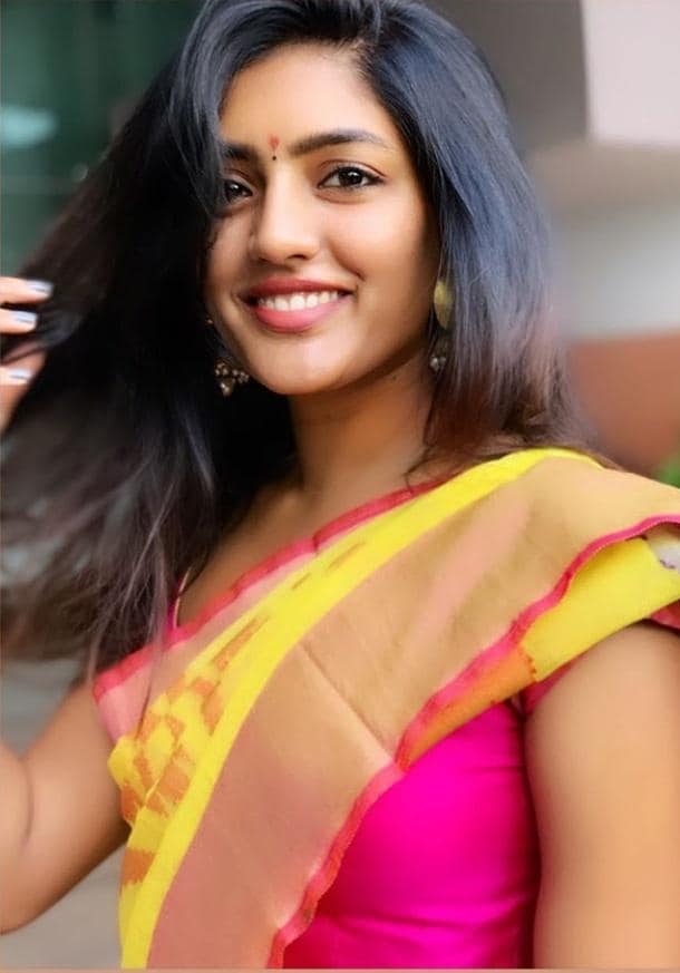 సంప్రదాయ చీరకట్టులో ఈషా రెబ్బ(ట్విట్టర్)