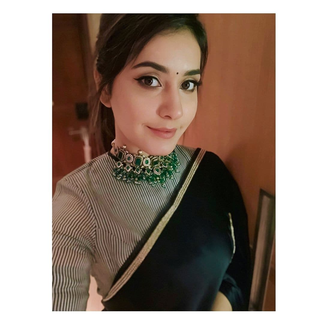 రాశీఖన్నా లేటెస్ట్ ఫోటోస్ Photo: Instagram/raashikhannaoffl