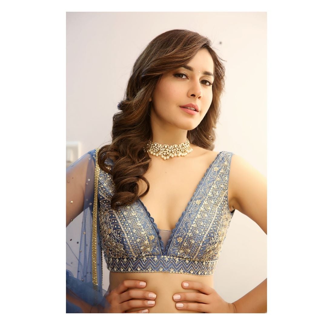 రాశీఖన్నా లేటెస్ట్ ఫోటోస్ Photo: Instagram/raashikhannaoffl