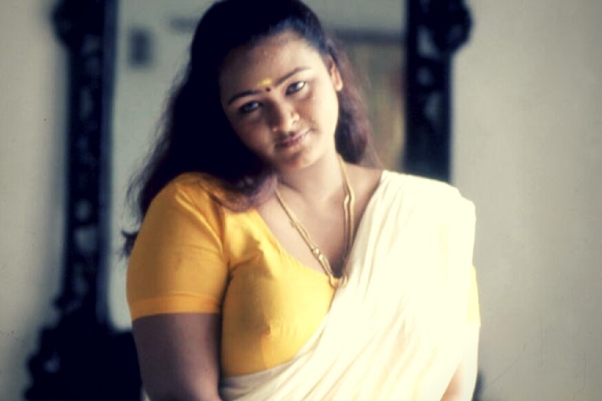 kamal Hassan, kamal Hassan party, shakila, కమల్ హాసన్, కమల్ హాసన్ పార్టీ, షకీల ఫోటోలు, షకీల చిత్రాలు