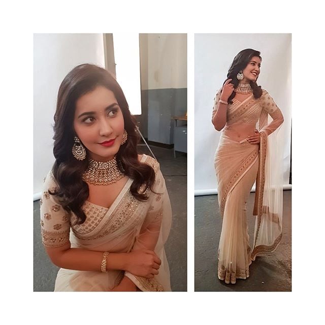 రాశీ ఖన్నా లేటెస్ట్ ఫోటోస్ Photo: Instagram/raashikhannaoffl