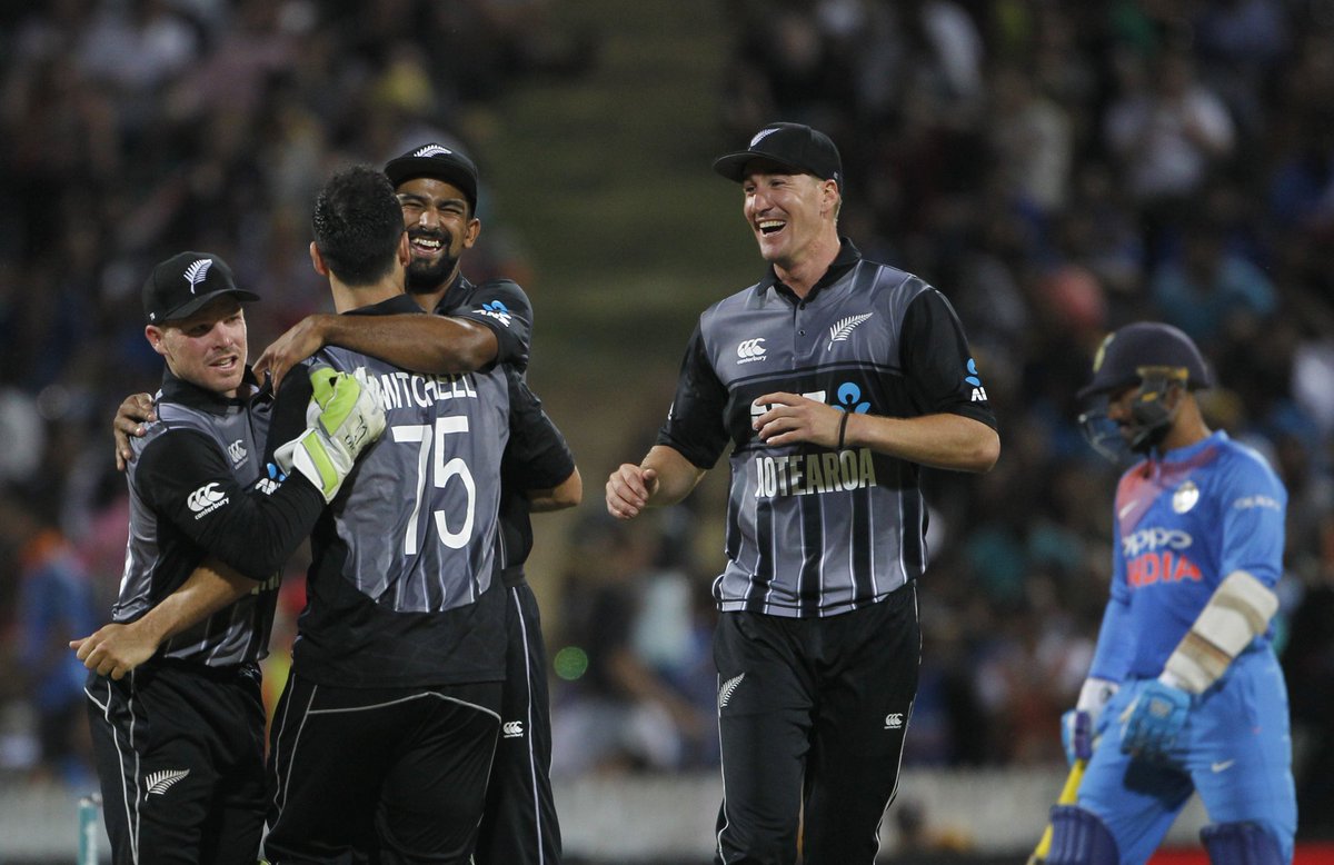 Cricket news, Ind vs Nz, ind vs Nz 3rd T20I, NZ vs Ind 3rd match, India vs New Zealand 3rd match, team India cricket, Rohit Sharma Captaincy, Dhoni, hardik pandya, ఇండియా vs న్యూజిలాండ్, క్రికెట్ న్యూస్, క్రికెట్ వార్తలు, న్యూజిలాండ్ టూర్, టీమిండియా, రిషబ్ పంత్, ధోనీ, ind vs Nz మూడో మ్యాచ్ స్కోర్