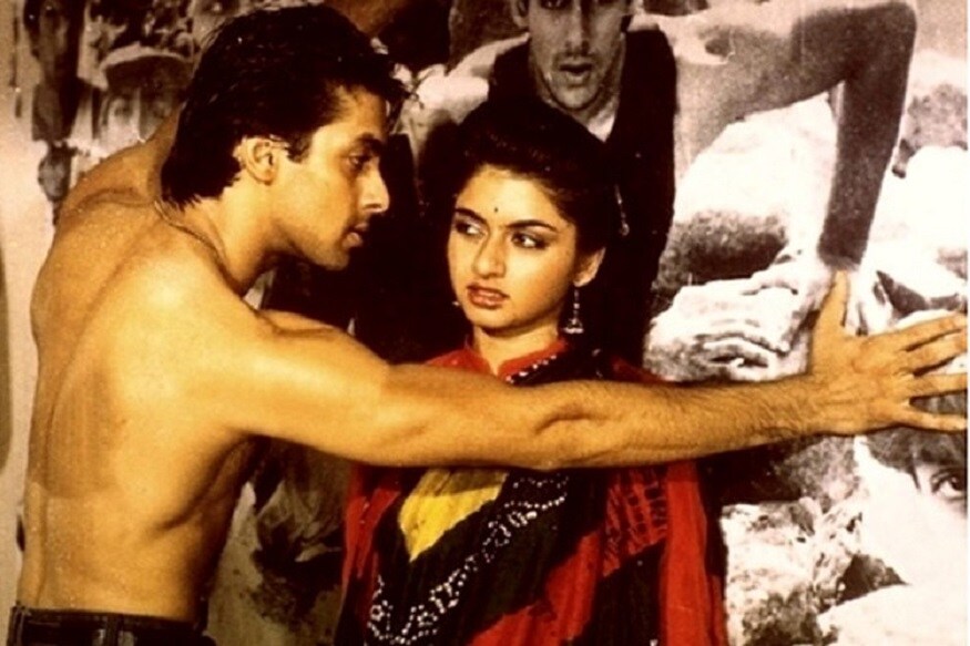 salman khan Special Relation Ship With Rajshri Productions Rajkumar Barjatya and Sooraj barjatya, Salman khan, Sooraj Barjatya To Renuite Once again For a Family Drama, salman Khan Prem Sentiment | తాజాగా సల్మాన్ ఖాన్..సూరజ్ ఆర్.బర్జాత్యా దర్శకత్వంలో మరోసారి ప్రేమ్ పాత్రలో నటించడానికి గ్రీన్ సిగ్నల్ ఇచ్చినట్టు బాలీవుడ్ వర్గాలు చెబుతున్నాయి. తొందర్లోనే ఈ సినిమా విషయమై అఫీషియల్గా ప్రకటన వెలుబడే అవకాశాలున్నాయి. salman khan, Salman khan As Prem, Salman khan As Prem sooraj Barjatya, salman sooraj Barjaytya, salman khan Sooraj R Barjatya once Again Renuite, Hindi Cinema News, bollywood News, సల్మాన్ ఖాన్, సల్మాన్ ఖాన్, సూరజ్ బర్జాత్యా, సల్మాన్ ఖాన్ ప్రేమ్, సల్మాన్ ప్రేమ్ క్యారెక్టర్, సల్మాన్ ఖాన్ ప్రేమ్ క్యారెక్టర్ సూరజ్ బర్జాత్యా, సల్మాన్ ప్రేమ్ పాత్ర,