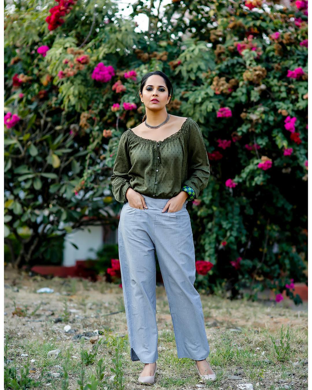 అనసూయ లేటెస్ట్ స్టిల్స్ (Image : Instagram)