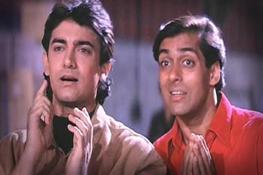 Amir Khan, Salman Khan’s Andaz Apna Apna Movie To be Remake With Ranveer singh, Varun Dhawan, Aamir Khan, Salman Khan, Andaz Apna Apna, Aamir khan Salman Khan Andaz Apna Apna, Aamir Salman Andaz Apna Apna, Aamir khan Salman Khan Andaz Apna Apna Movie To be Remake With Ranveer singh, Varun Dhawan, Aamir Khan Salman khan ranveer singh Varun dhawan Andaz Apna Apna Remake, Aamir Salman Ranveer Varun dhawan Andaz Apna Apna Remake, Varun Dhawan, Ranveer Singh, Varun dhawan Ranveer Singh Andaz Apna Apna, Varun Dhawan Ranveer Andaz Apna Apna Remake, Raj kumar Santhoshi Andaz Apna Apna Aamir Salman Varun Dhawan Ranveer, Mohan Babu Remake Vedevadandi Bau Ranveer Singh, Varun Dhawan. అమీర్ ఖాన్, సల్మాన్ ఖాన్, రణ్వీర్ సింగ్, వరుణ్ ధావన్, అందాజ్ అప్నా అప్నా, మోహన్ బాబు, మోహన్ బాబు వీడెవడండీ బాబు, వీడెవండీ బాబు, అమర్ ఖాన్ సల్మాన్ ఖాన్ అందాజ్ అప్నా అప్పా, వరుణ్ ధావన్ రణ్వీర్ సింగ్ అందాజ్ అప్నా అప్నా రీమేక్, సల్మాన్ ఆమీర్ రణ్వీర్ వరుణ్ ధావన్ అందాజ్ అప్నా అప్నా రీమేక్, సల్మాన్ ఆమీర్ రణ్వీర్ వరుణ్ ధావన్ రాజ్ కుమార్ సంతోషి అందాజ్ అప్నా అప్నా రీమేక్