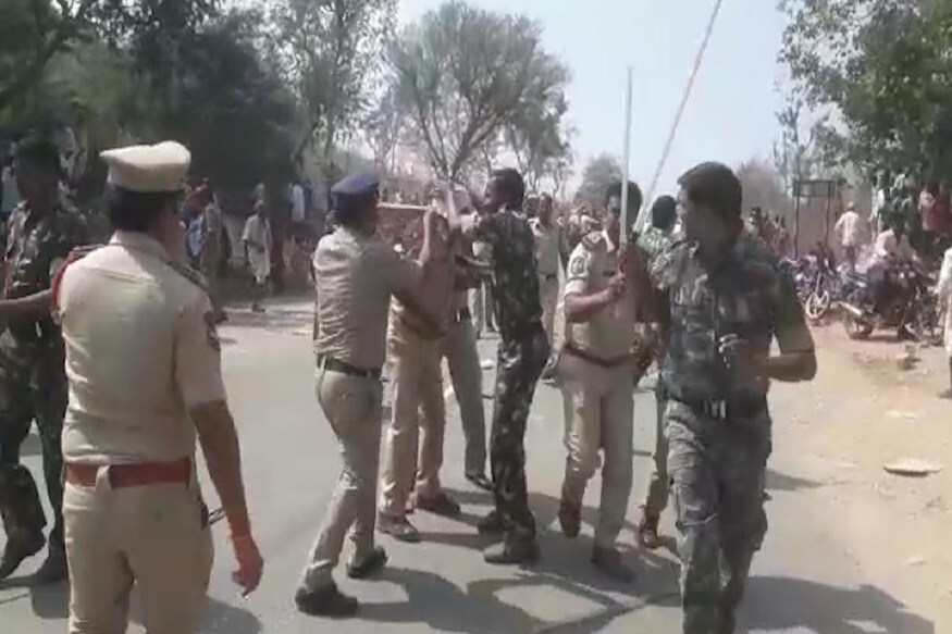 telangana cm kcr, new districts in telangana, new district narayanapet, mahabubnagar district, hi tension in mahabubnagar tension, protest in mahabubnagar district, తెలంగాణ సీఎం కేసీఆర్, తెలంగాణలో కొత్త జిల్లాలు, కొత్త జిల్లా నారాయణపేట, మహబూబ్ నగర్ జిల్లా, మహబూబ్ నగర్ జిల్లాలో హైటెన్షన్, మహబూబ్ నగర్ జిల్లాలో నిరసన