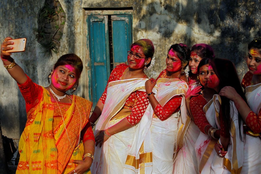 happy holi Holi 2019, Colorful festival, Festival of colors, Holi images, Wishes, quotes, photos, messages, greetings, whatsapp and Facebook status, google doodle, today’s google doodle, Google search, google news, holi story, హోలీ 2019, రంగుల పండుగ, హోలీ పిక్స్, హోలీ విషెస్, హోలీ ఫోటోలు, గూగుల్ డూడుల్, గూగుల్ న్యూస్