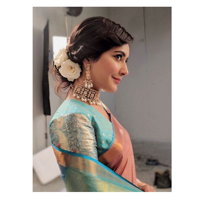 రాశీఖన్నా లేటెస్ట్ ఫోటోస్ Photo: Instagram/raashikhannaoffl