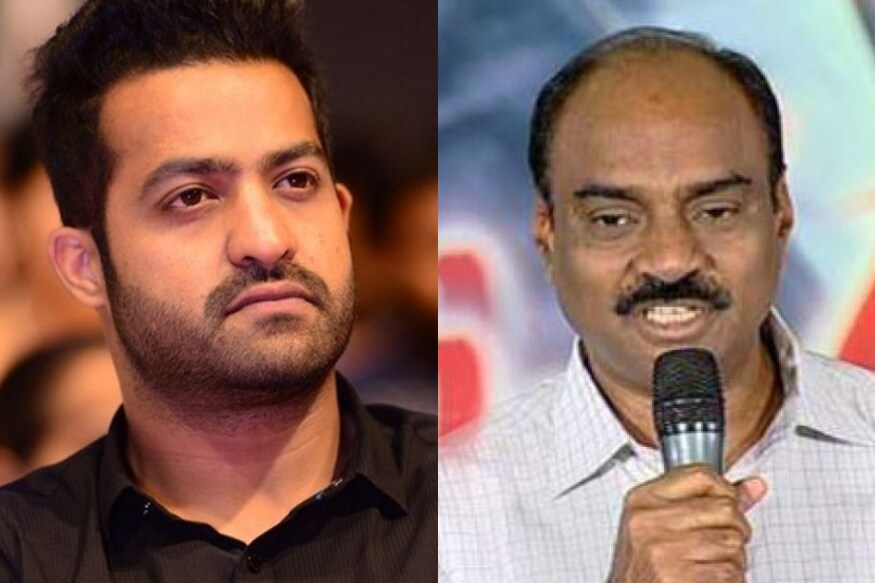 Jr Ntr Next movie Confirmed.. After Rajamouli RRR he is in the line for Young Tiger pk.. జూనియర్ ఎన్టీఆర్ ప్రస్తుతం రాజమౌళి సినిమాతో బిజీగా ఉన్నాడు. మరో ఏడాది పాటు కనీసం పక్కచూపులు కూడా చూడ్డానికి వీలు లేని విధంగా అక్కడ లాక్ అయిపోయాడు యంగ్ టైగర్. ఈ ఏడాది మొత్తం మరో ఆలోచన లేకుండా కేవలం రాజమౌళి కోసమే పని చేయాలి ఎన్టీఆర్. jr ntr,jr ntr twitter,Rajamouli jr ntr RRR,jr ntr movies,jr ntr Ram Charan shooting rajamouli RRR,jr ntr next movie,jr ntr next movie confirmed,jr ntr kl narayana movie,telugu cinema,జూనియర్ ఎన్టీఆర్,జూనియర్ ఎన్టీఆర్ రాజమౌళి,జూనియర్ ఎన్టీఆర్ కేయల్ నారాయణ,జూనియర్ ఎన్టీఆర్ నెక్ట్స్ మూవీ కేయల్ నారాయణ,జూనియర్ ఎన్టీఆర్ తెలుగు సినిమా,జూనియర్ ఎన్టీఆర్ ఆర్ఆర్ఆర్