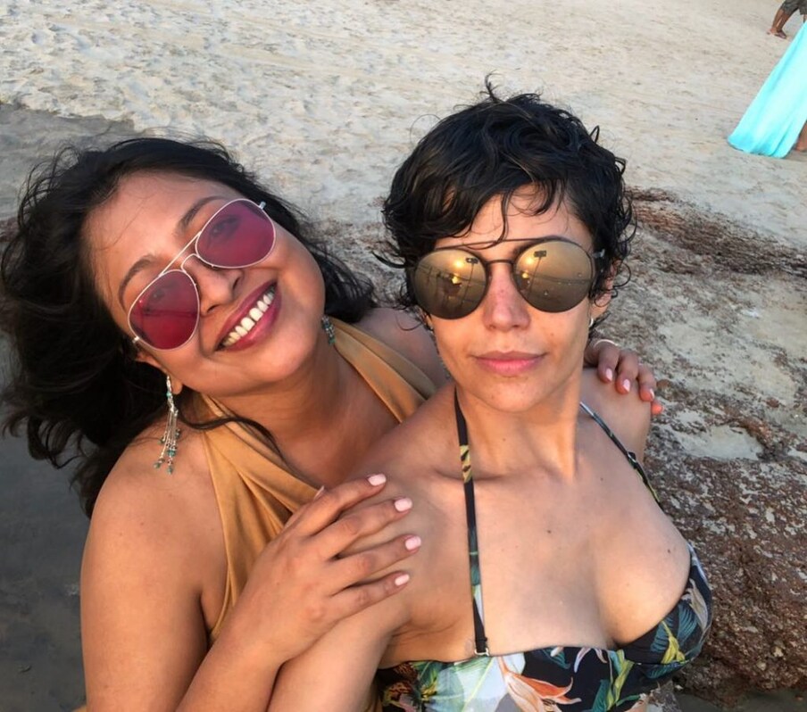 మందిరా బేడీ (Image : mandirabedi/instagram)
