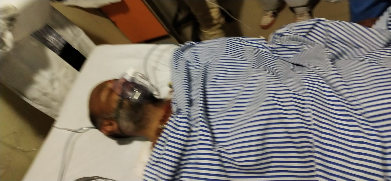 ఆస్పత్రిలో చికిత్స పొందుతున్న బండి సంజయ్