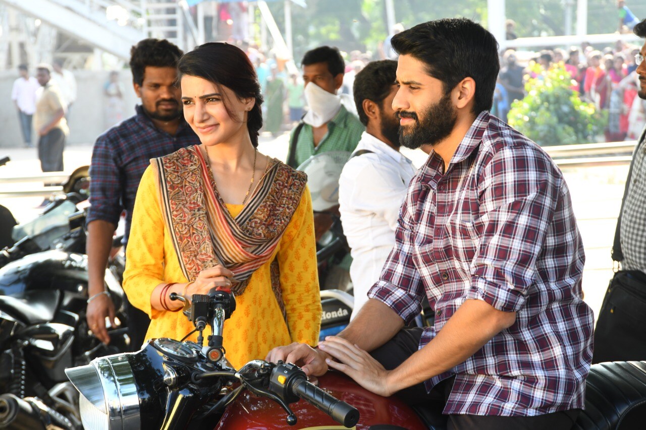 Naga Chaitanya, Samantha to act fifth time on screen.. Very Good news for Akkineni fans pk.. మజిలీ సినిమాతో మరుపురాని విజయాన్ని అందుకున్నారు నాగ చైతన్య, సమంత. పెళ్లి తర్వాత ఎలాంటి ఎమోషనల్ సినిమాలో అయితే నటించాలి అనుకున్నారో.. అచ్చంగా అలాంటి కథనే తీసుకొచ్చాడు శివ నిర్వాణ. వాళ్ల మజిలీని మరింత అందంగా మార్చేసాడు. naga chaitanya samantha,naga chaitanya samantha majili,naga chaitanya samantha majili collections,majili collections,naga chaitanya samantha fifth time,naga chaitanya samantha on screen couple,telugu cinema,నాగ చైతన్య సమంత,నాగ చైతన్య సమంత జోడీ,నాగ చైతన్య సమంత కెమిస్ట్రీ,నాగ చైతన్య సమంత సినిమాలు,నాగ చైతన్య సమంత మజిలీ సినిమా కలెక్షన్లు