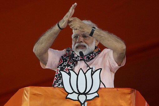 నరేంద్ర మోదీ, ప్రధానమంత్రి 