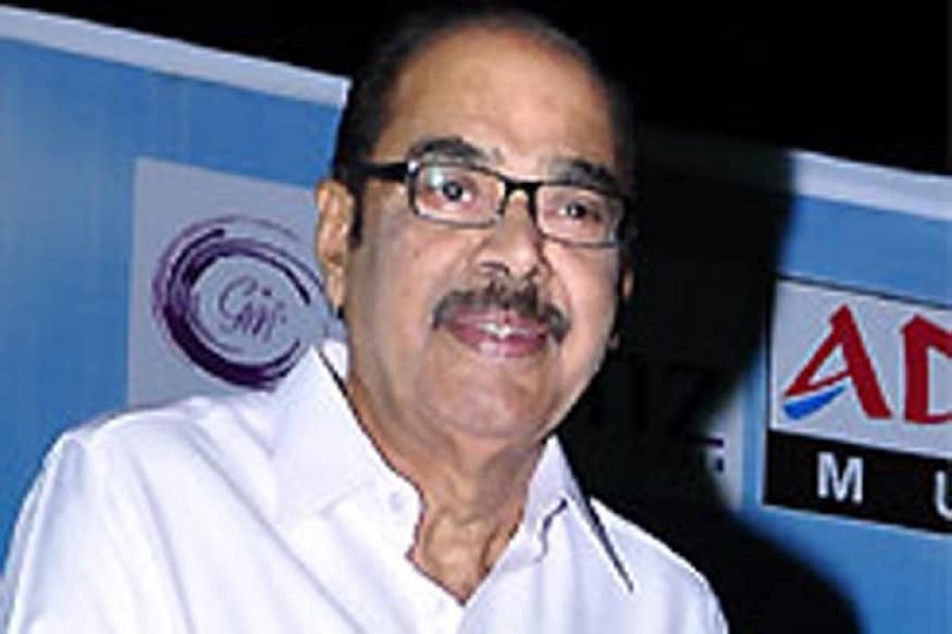  1999లో రాజకీయాల్లో ప్రవేశించి టీడీపీ తరుపున బాపట్ల ఎంపీగా ఎన్నికయ్యారు.