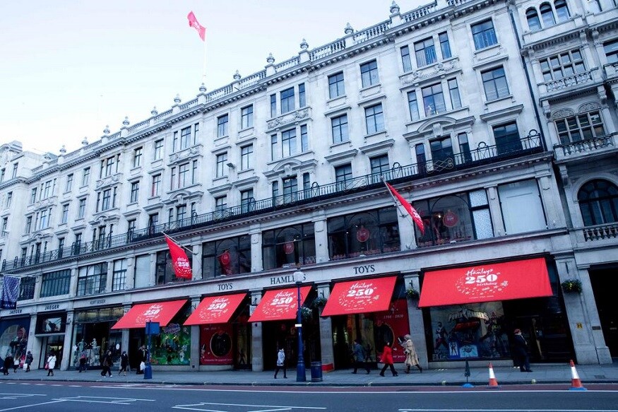 Reliance Brands Limited, british toy retailer HAMLEYS, Reliance Industries, C Banner International Holdings, Hamleys Global Holdings Limited, Hamleys toys, reliance hamleys deal, reliance retail buys hamleys, hamleys toys history, రిలయెన్స్ బ్రాండ్స్ లిమిటెడ్, బ్రిటీష్ టాయ్ రీటైలర్ హామ్లేస్, రిలయెన్స్ ఇండస్ట్రీస్, హామ్లేస్ గ్లోబల్ హోల్డింగ్స్ లిమిటెడ్, హామ్లేస్ టాయ్స్, రిలయెన్స్ హామ్లేస్ డీల్, హామ్లేస్ టాయ్స్ చరిత్ర