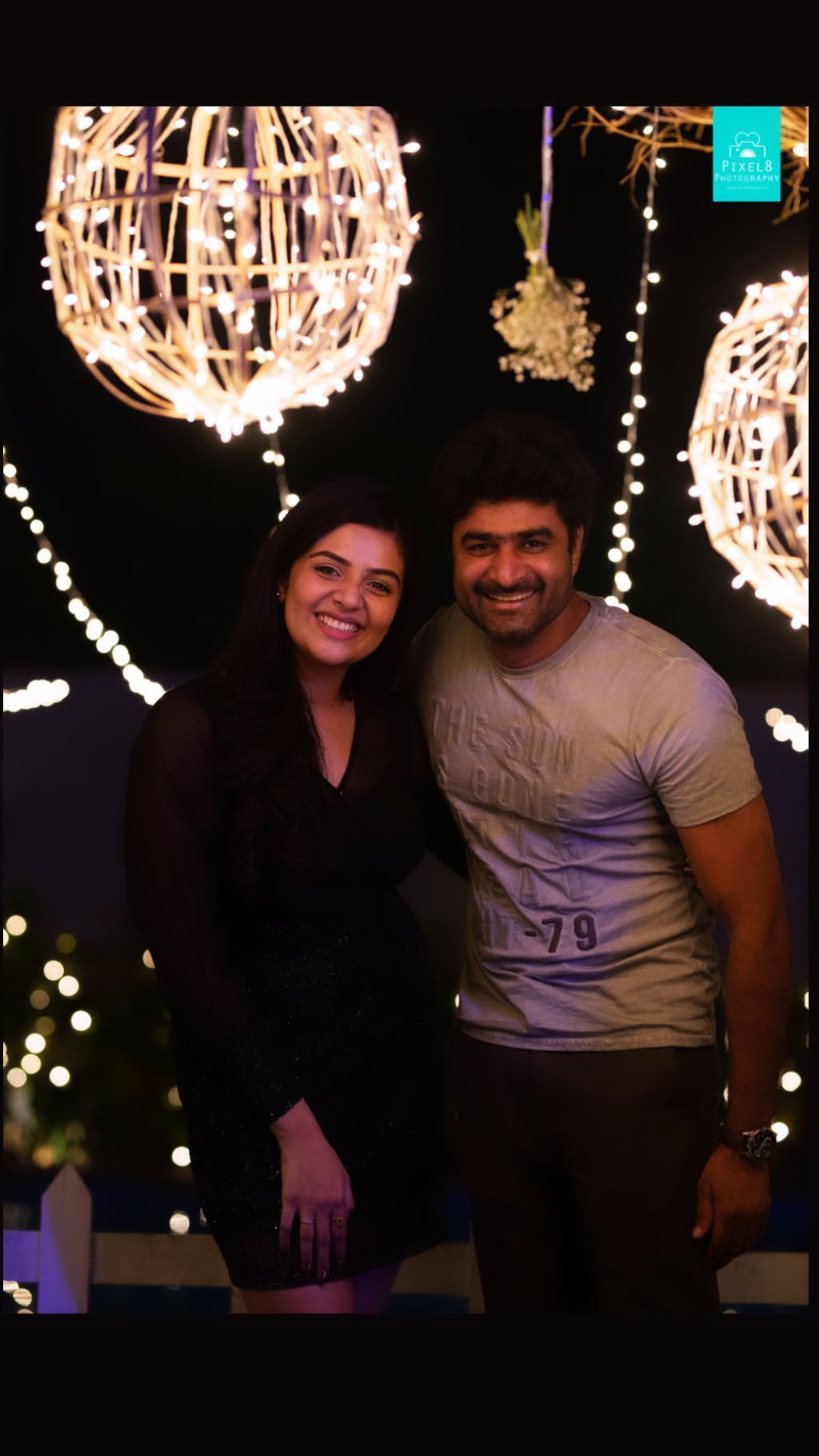 యాంకర్ శ్రీముఖి పుట్టినరోజుకు హాజరైన తెలుగు సినిమా, టీవీ సెలెబ్రీటీస్ Photo: Instagram.com/sreemukhi యాంకర్ శ్రీముఖి పుట్టినరోజుకు హాజరైన తెలుగు సినిమా, టీవీ సెలెబ్రీటీస్ Photo: Instagram.com/sreemukhi
