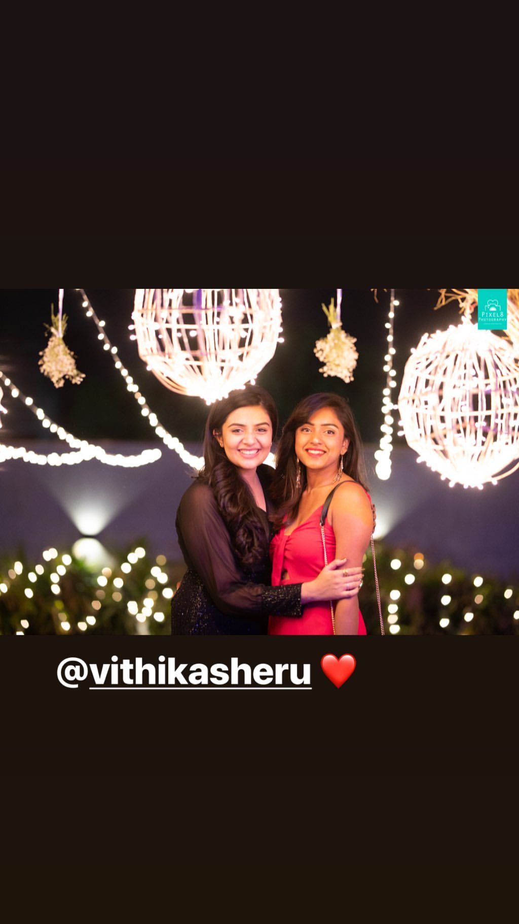 యాంకర్ శ్రీముఖి పుట్టినరోజుకు హాజరైన తెలుగు సినిమా, టీవీ సెలెబ్రీటీస్ Photo: Instagram.com/sreemukhi యాంకర్ శ్రీముఖి పుట్టినరోజుకు హాజరైన తెలుగు సినిమా, టీవీ సెలెబ్రీటీస్ Photo: Instagram.com/sreemukhi