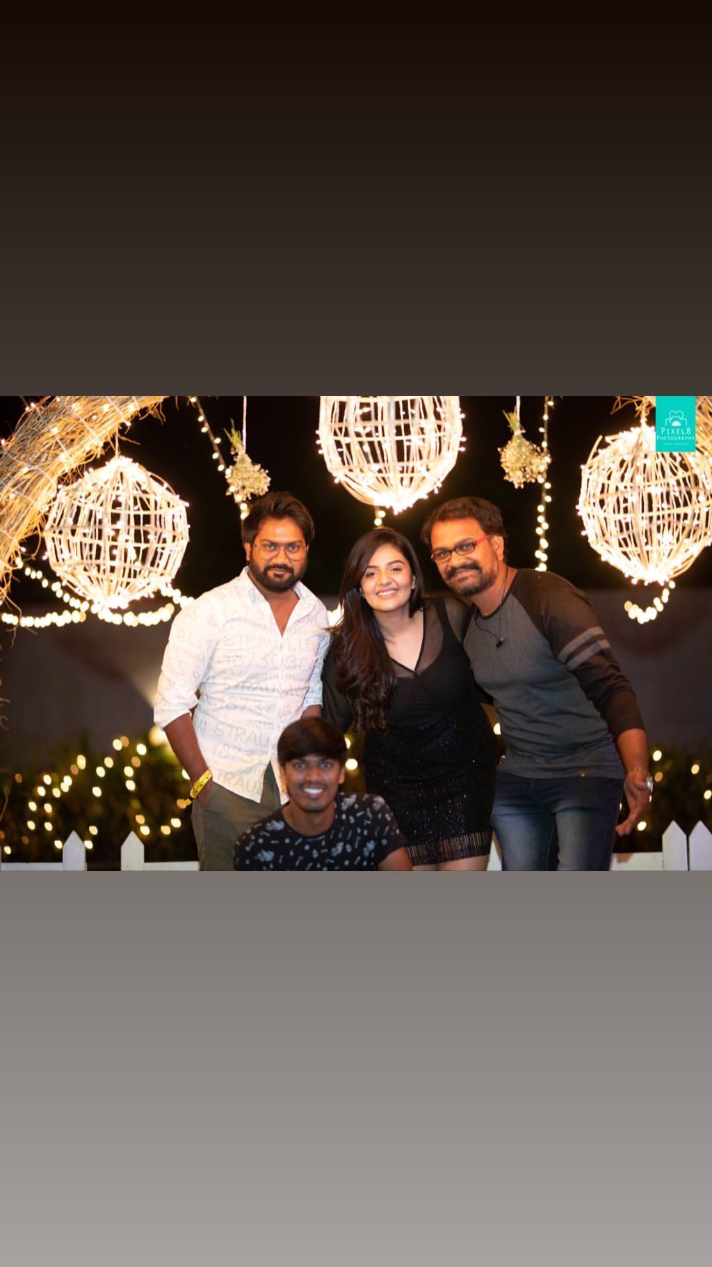 యాంకర్ శ్రీముఖి పుట్టినరోజుకు హాజరైన తెలుగు సినిమా, టీవీ సెలెబ్రీటీస్ Photo: Instagram.com/sreemukhi యాంకర్ శ్రీముఖి పుట్టినరోజుకు హాజరైన తెలుగు సినిమా, టీవీ సెలెబ్రీటీస్ Photo: Instagram.com/sreemukhi