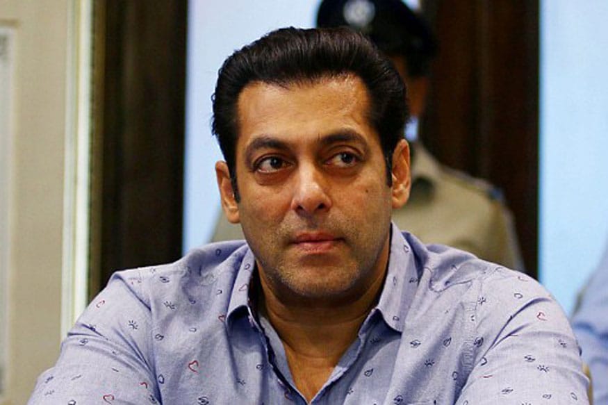 Salman Khan’s Blackbuck poaching case.. Jodhpur Court says that if he doesn’t appear before court His bail will be rejected pk.. సల్మాన్ ఖాన్ అటు సినిమాలతోనే కాకుండా ఎప్పుడూ వివాదాలతో కూడా దోస్తీ చేస్తూనే ఉంటాడు. ఇప్పుడు కూడా ఈయన ఇదే చేసాడు. ఎప్పుడో 20 ఏళ్ల కింద చేసిన ఓ తప్పు ఇప్పటికీ సల్మాన్ ఖాన్ను వెంబడిస్తూనే ఉంది. salman khan,salman khan twitter,salman khan court,salman khan case,salman khan jail,salman khan rajasthan court,salman khan jodhpur court,salman khan bail,blackbuck poaching case,salman khan blackbuck case,salman khan convicted,salman khan case,salman khan 5 years jail blackbuck case,salman khan jail,saif ali khan,salman khan blackbuck poaching case,salman khan crying,salman khan in jail video,salman khan latest news,salman khan black buck poaching case,salman khan black buck,blackbuck,salman khan in blackbuck case,telugu cinema,bollywood,సల్మాన్ ఖాన్,సల్మాన్ ఖాన్ కృష్ణ జింకల కేస్,సల్మాన్ ఖాన్ జైలు,సల్మాన్ ఖాన్ బెయిల్,సల్మాన్ ఖాన్ కోర్ట్ హియరింగ్,బాలీవుడ్