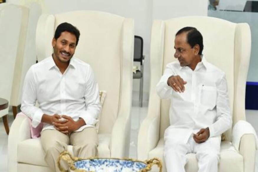 Cm kcr suggestion to ap cm ys jagan, cm kcr comments on Amaravati, ap cm ys jagan, chandrababu naidu, rayalaseema, ap news, ap politics, సీఎం జగన్కు కేసీఆర్ సలహా, అమరావతిపై సీఎం కేసీఆర్ కీలక వ్యాఖ్యలు, ఏపీ సీఎం జగన్, చంద్రబాబు, రాయలసీమ, ఏపీ న్యూస్, ఏపీ రాజకీయాలు