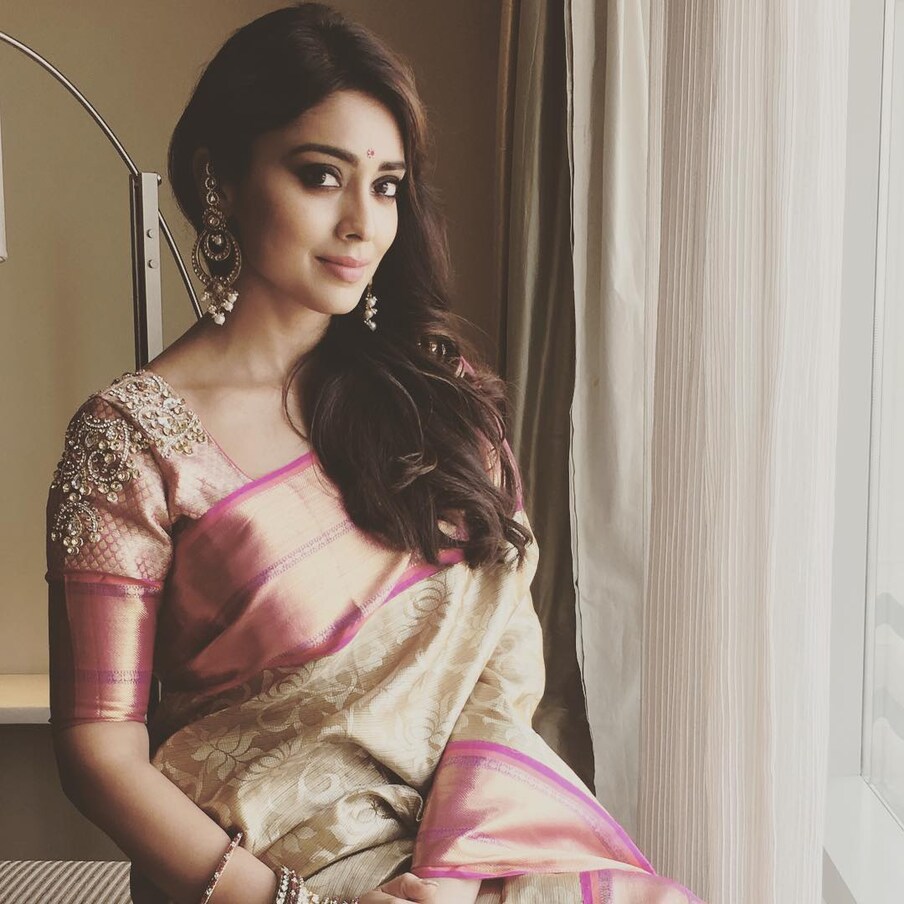  శ్రియ ఫోటోస్ Photo: Instagram.com/shriya_saran1109