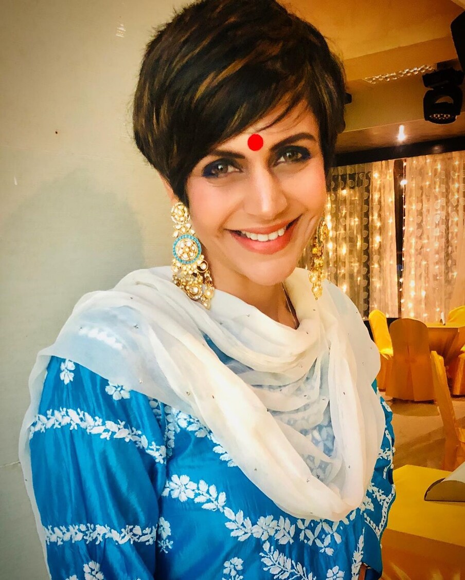  మందిరా బేడీ ఫోటోస్ ( Photo : mandirabedi/instagram)