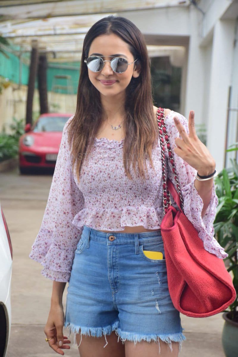 రకుల్ ప్రీత్ సింగ్ హాట్ ఫోటోస్, Photo: Instagram.com