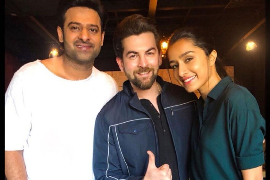Prabhas Saaho new poster will be releasing on July 23 and makers confirmed the news pk.. సాహో సినిమా షూటింగ్ పూర్తి కావడంతో ప్రమోషన్ పనులు వేగంగా సాగుతున్నాయి. ఈ చిత్రం ఆగస్ట్ 30న విడుదల కానుంది. బాహుబలి 2 తర్వాత వరస సినిమాలు చేస్తానని మాటిచ్చినా అనుకోని కారణాలతో మళ్లీ కాస్త ఆలస్యంగా వస్తున్నాడు. prabhas,prabhas twitter,prabhas facebook,saaho twitter,saaho movie twitter,saaho movie new poster,saaho movie new poster july 23,saaho movie poster releasing,saaho shooting completed,prabhas saaho shooting completed,prabhas shraddah kapoor,saaho movie shooting,prabhas saaho,saaho movie,prabhas,prabhas new movie,saaho telugu movie,saaho movie teaser,saaho,saaho teaser,saaho shooting,prabhas saaho teaser,saaho trailer,prabhas saaho movie,prabhas saaho movie teaser,prabhas to participate in saaho movie shoot,prabhas about saaho movie,sahoo movie teaser,prabhas sahoo movie,rebel star prabhas to participate in saaho movie shoot,bahubali 2 movie,telugu cinema,సాహో,సాహో ప్రభాస్,ప్రభాస్ సాహో షూటింగ్ పూర్తి,ప్రభాస్ శ్రద్దాకపూర్,తెలుగు సినిమా