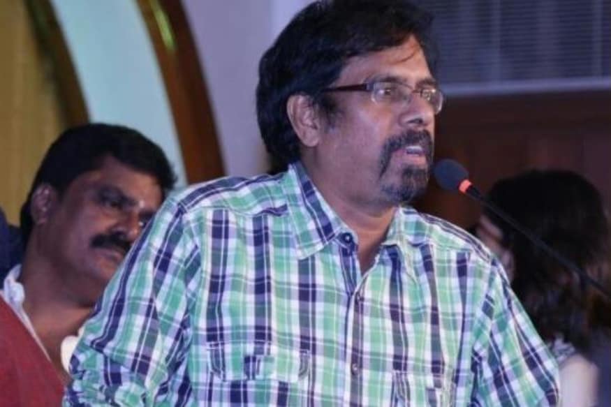 MLA Roja husband, Director RK Selvamani elected as President of Tamil Film Directors' Union pk.. రోజా ఇప్పుడు తెలుగు రాజకీయాల్లో చక్రం తిప్పుతున్నారు. వైసీపీ విజయం సాధించడంతో ఈమె కూడా బిజీ అయిపోయారు. ఇక ఆమె భర్త సెల్వమణి కూడా తమిళనాట చక్రం తిప్పుతున్నారు. mla roja,roja selvamani,ycp mla roja,actress roja,rk selvamani president of tamil directors union,rk selvamani presidient directors union,ks ravi kumar vice president,actress roja husband rk selvamani birthday celebration,actress roja selvamani,mla roja husband,roja,mla roja husband rk selvamani birthday,actress roja's husband selvamani details,jabardasth roja,roja selvamani family photos,roja husband,roja daughter,selvamani,mla roja husband selvamani emotional,rk selvamani,rk selvamani speech,rk selvamani elected president of tamil film directors,rk selvamani roja,fefsi president,rk selvamani win,rk selvamani win for fefsi union election,rk selvamani tamil movies,r k selvamani,tamil film industry,latest tamil news,tamil nadu film director's union press meet,tamil cinema,ఆర్కే సెల్వమణి,రోజా భర్త సెల్వమణి,తమిళ సినీ దర్శకుల సంఘం అధ్యక్షుడిగా సెల్వమణి,తమిళ్ సినిమా