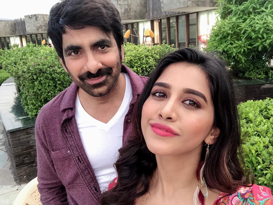 నభా నటేష్ హాట్ ఫోటోస్ Photo: Instagram.com/nabhanatesh