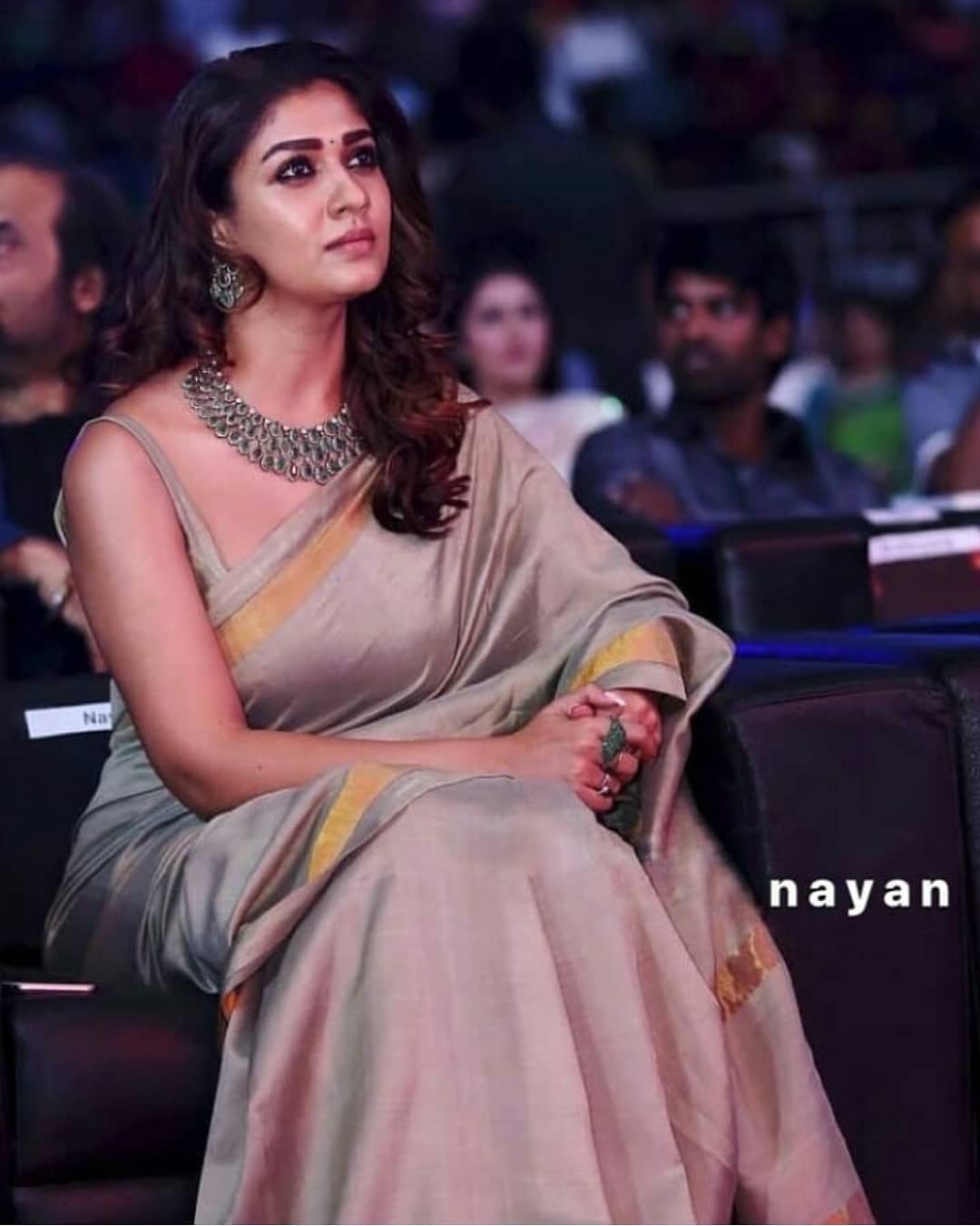 చీరలో అదరగొట్టిన నయనతార Photo: Instagram/nayantharaofficiial
