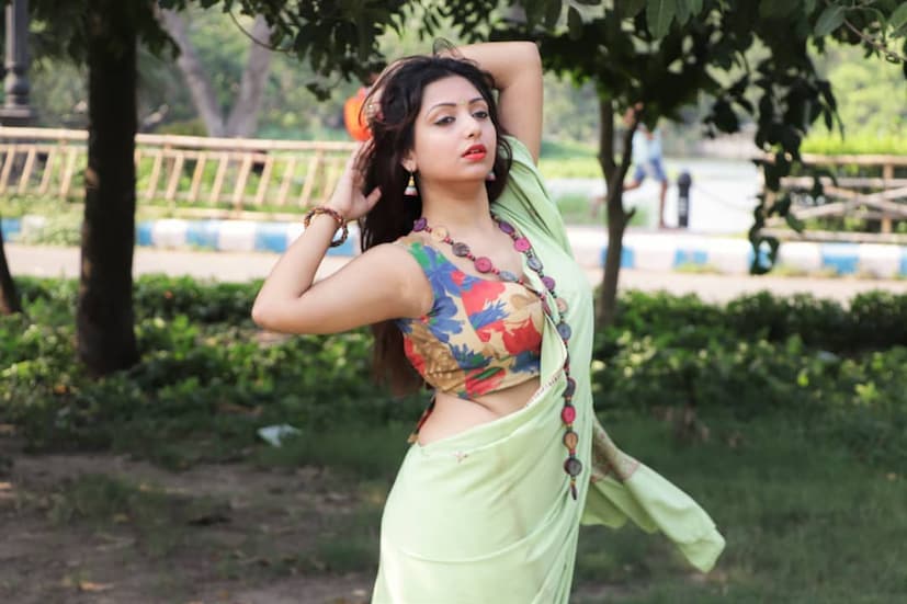 Shid Rupsa Rupsa Saha Chowdhury: బెంగాలీ స్వీటు లాంటి ఈ భామ సొగసు చూస్తే ...