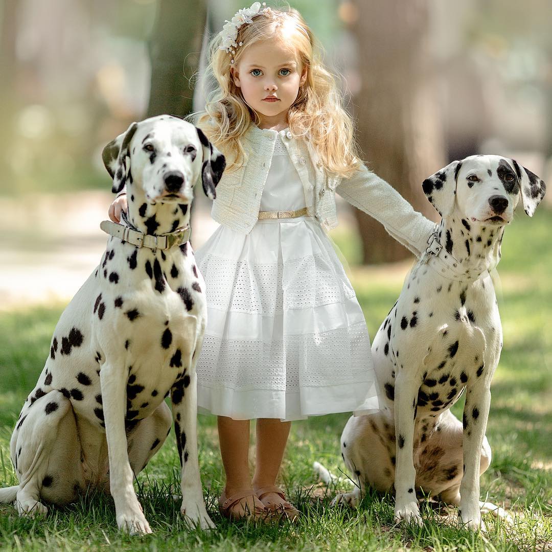 Pics బొమ్మ కాదు బేబీ... ఇన్‌స్టాగ్రామ్ మోస్ట్ క్యూట్ గర్ల్ వయోలా