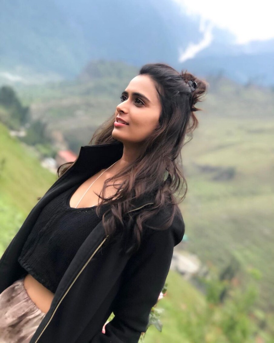  మీనాక్షి దీక్షిత్ (Photo: meenakshidixit/Instagram