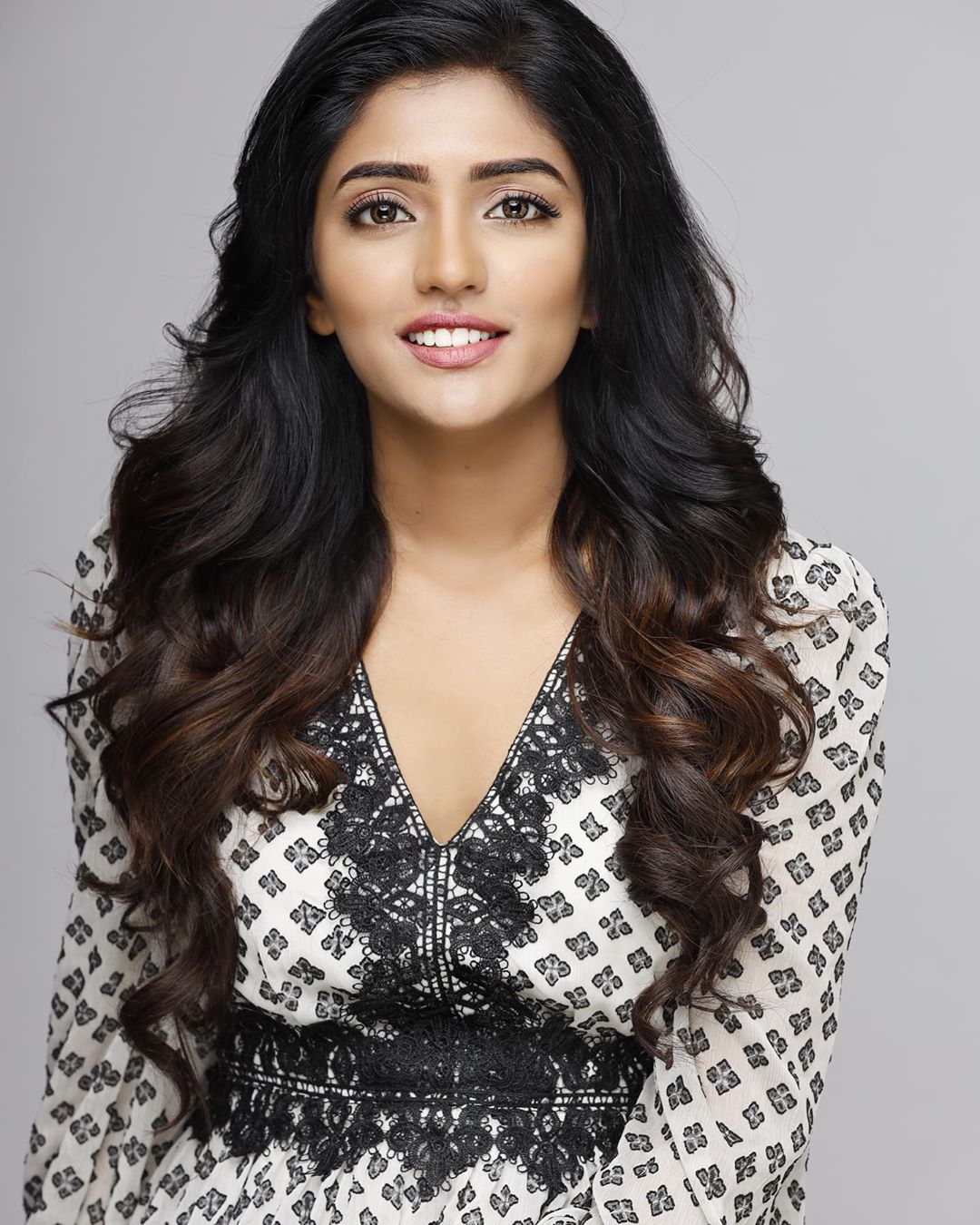 ఈషా రెబ్బా క్యూట్ ఫొటోస్ (Image : Insta/yourseesha)