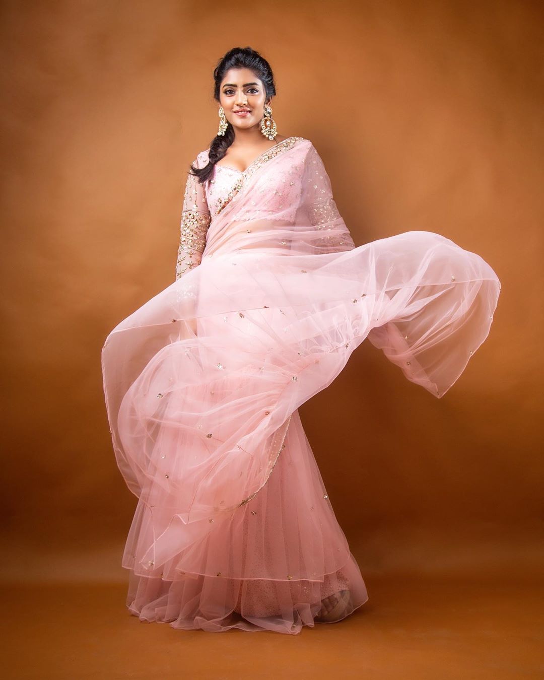 ఈషా రెబ్బా ఫొటోస్ (credit - insta - yourseesha)